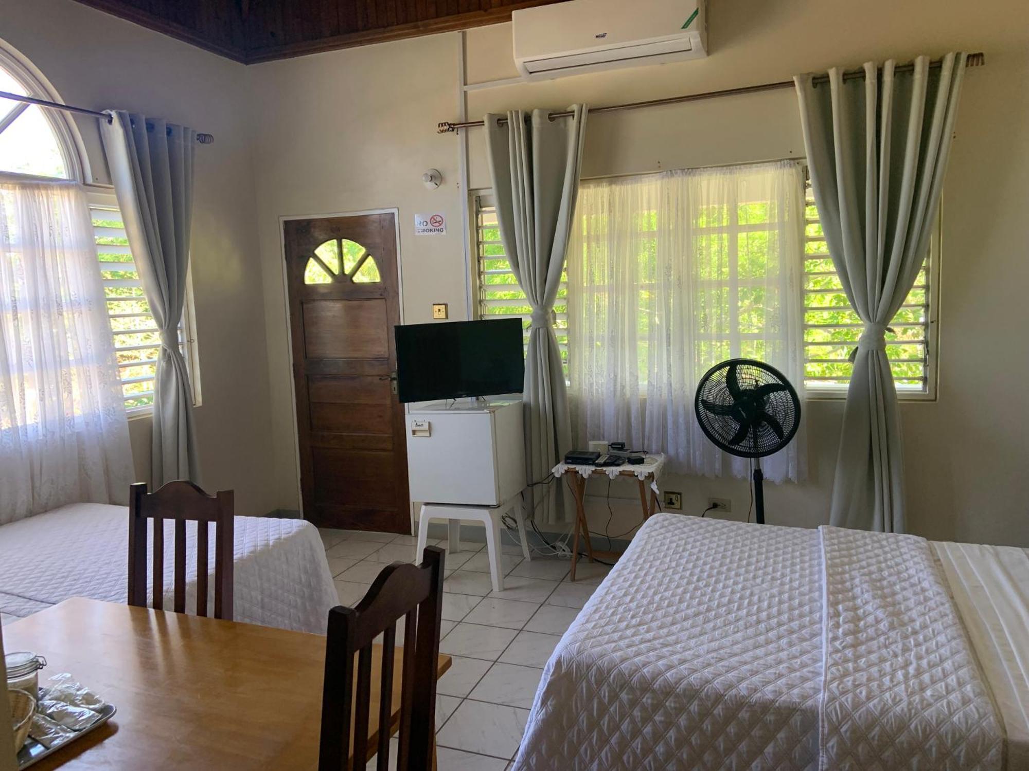 Hotel Nelsons Retreat Negril Exterior foto